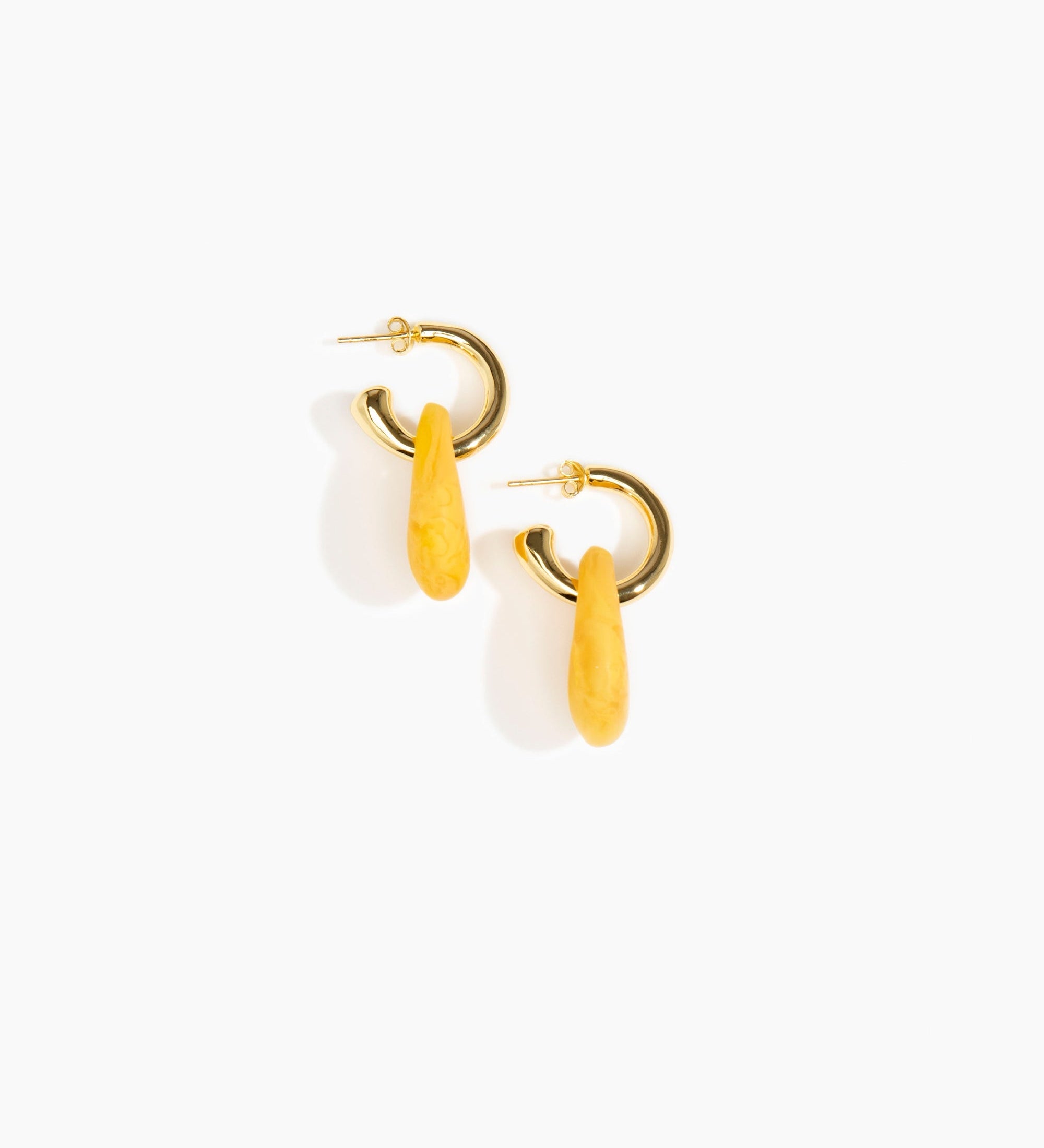 Dinosaur Designs Small Rock Hoop Earrings Earrings in Honeycomb Colour resin with Brass Hoop Material