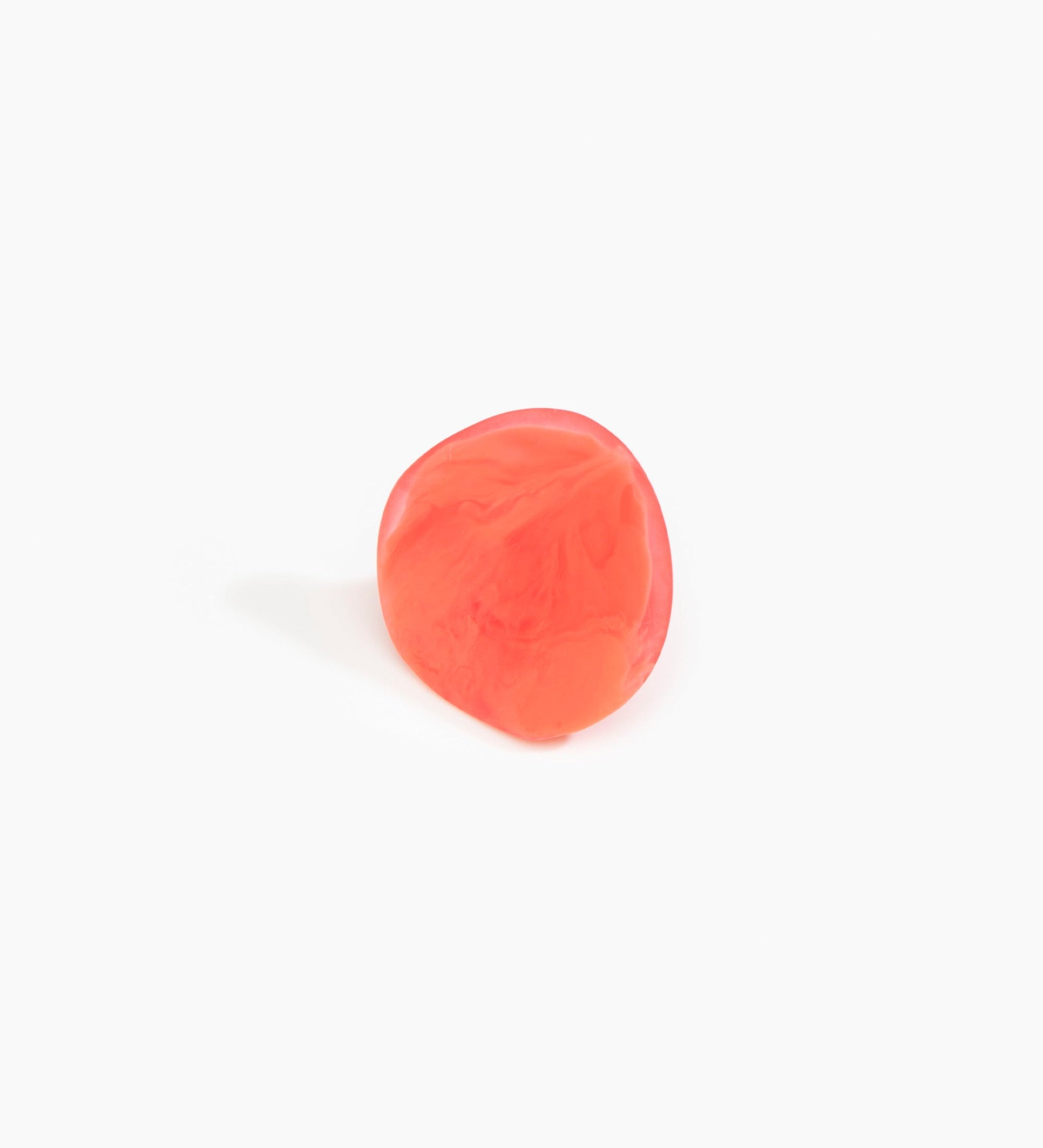 Dinosaur Designs Large Carved Ring Rings in Lychee Colour resin 