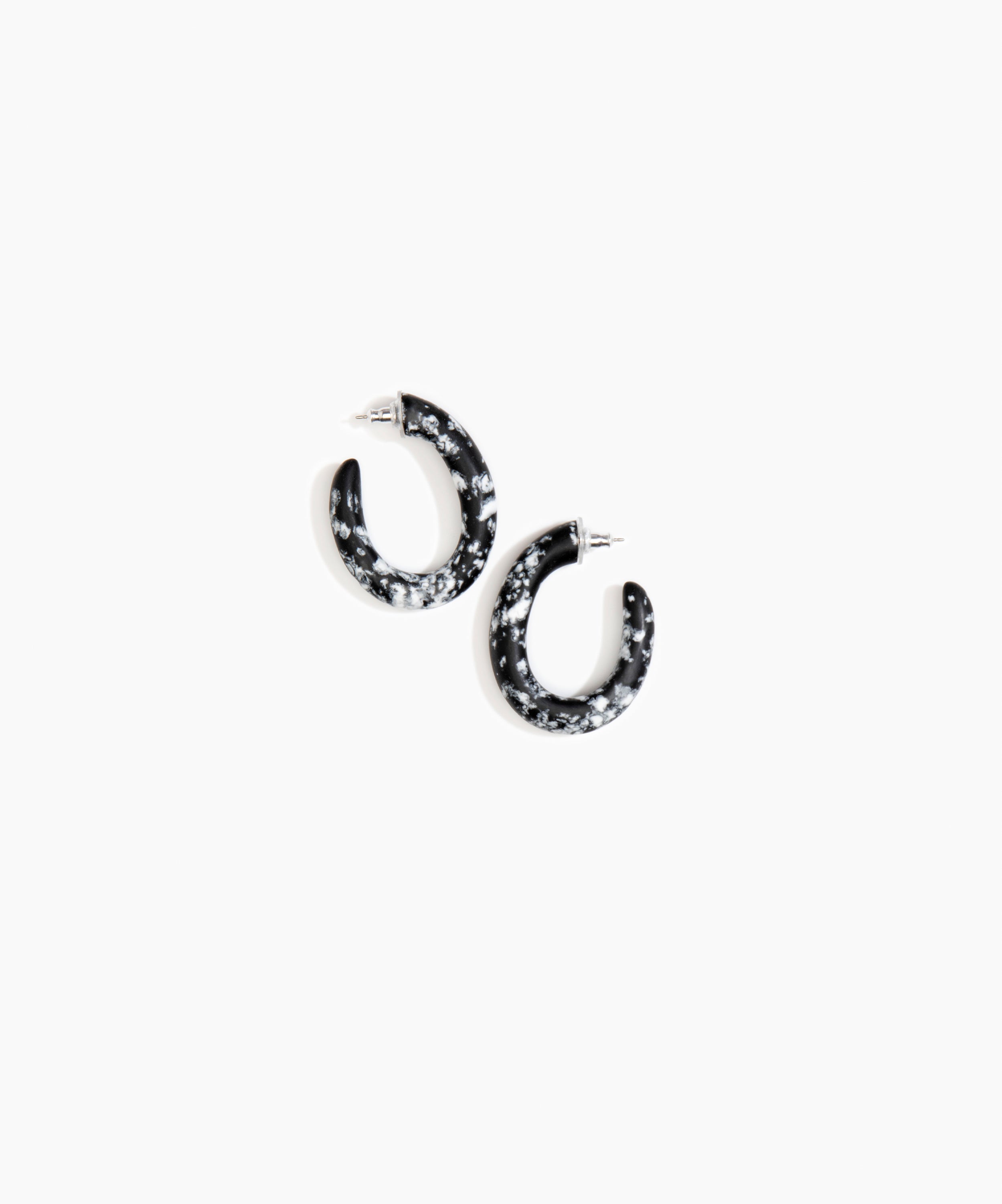 Dinosaur Designs Medium Pebble Loop Earrings Earrings in Black Marble color resin 