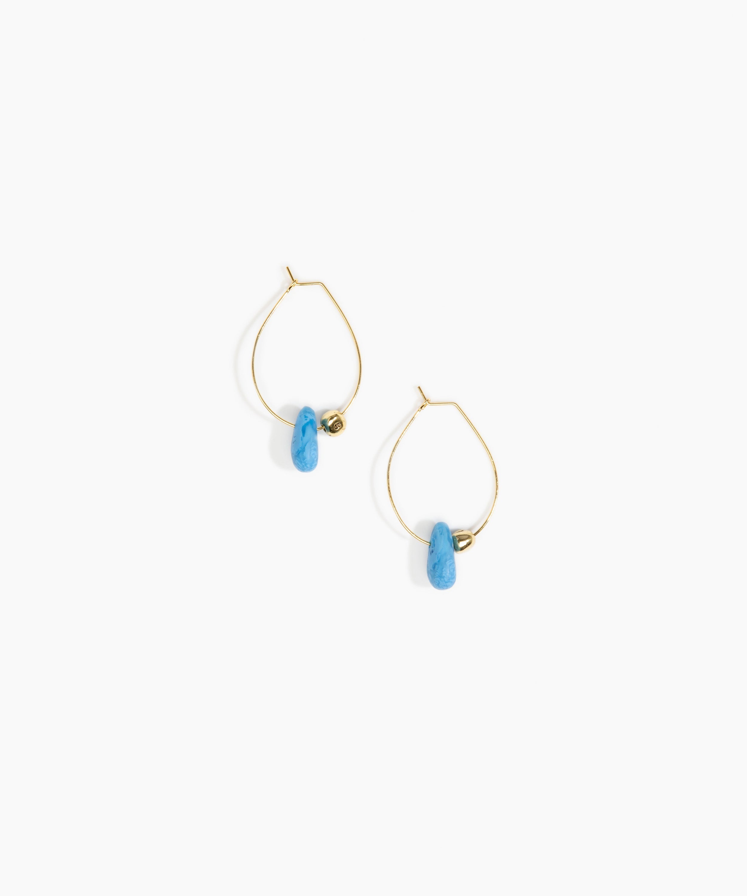 Dinosaur Designs Joie De Vivre Hoop Earrings Earrings in Sky Colour resin with Gold-Filled Material