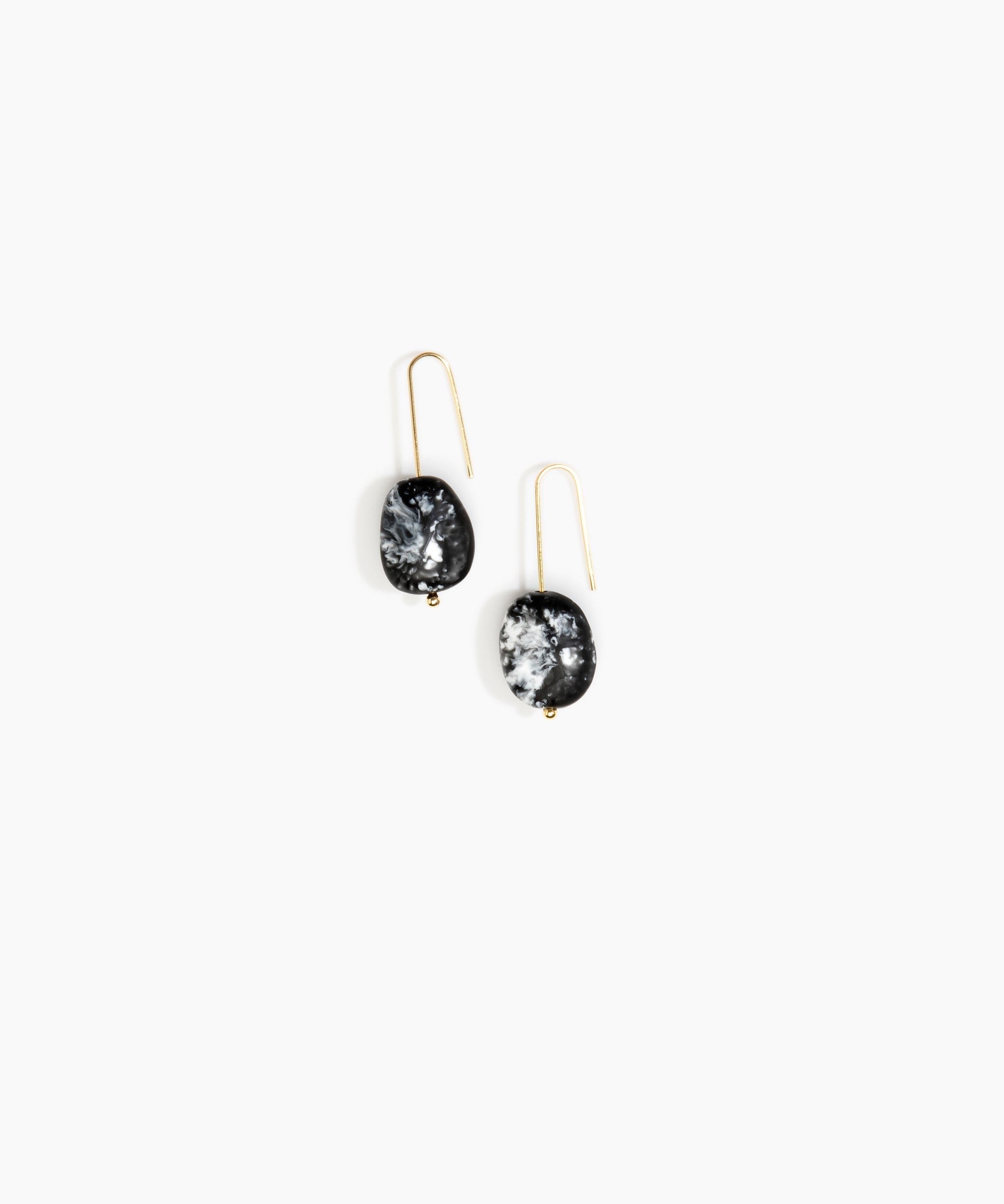 Dinosaur Designs Earth Wire Earrings Earrings in Black Marble Colour resin with Gold-Filled Material