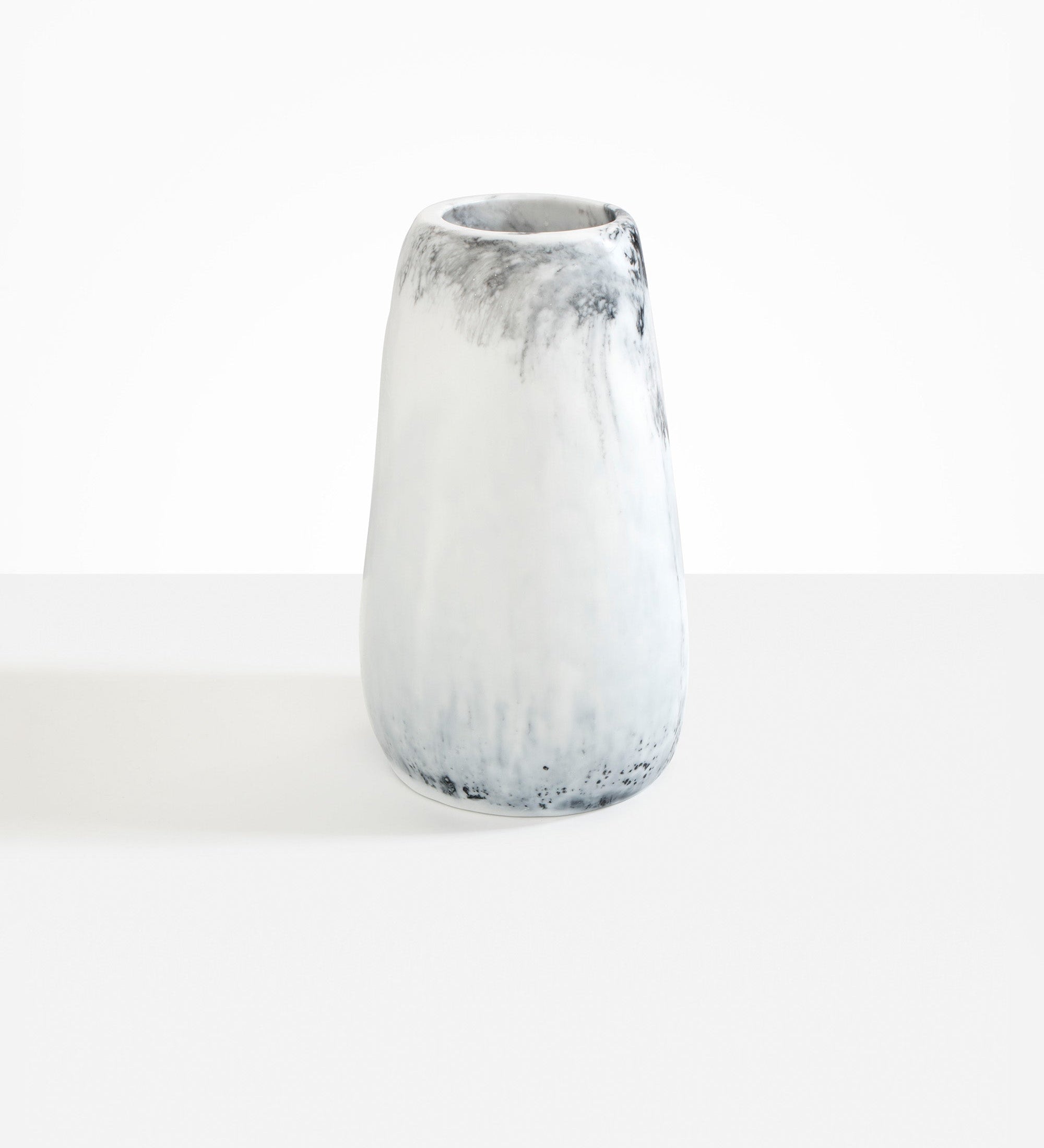 Grand Pebble Vase