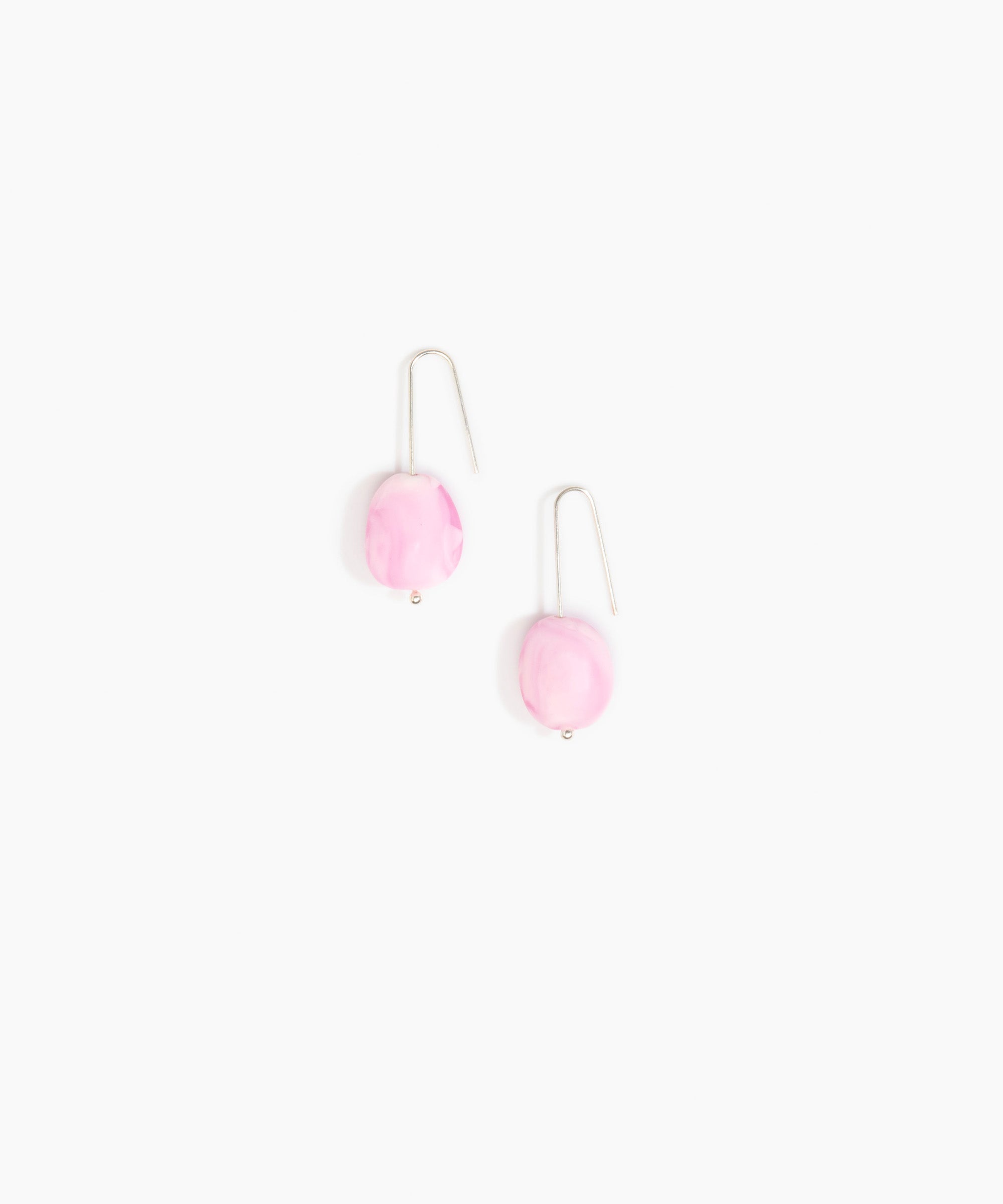 Dinosaur Designs Earth Wire Earrings Earrings in Shell Pink color resin with 925 Sterling Silver Material