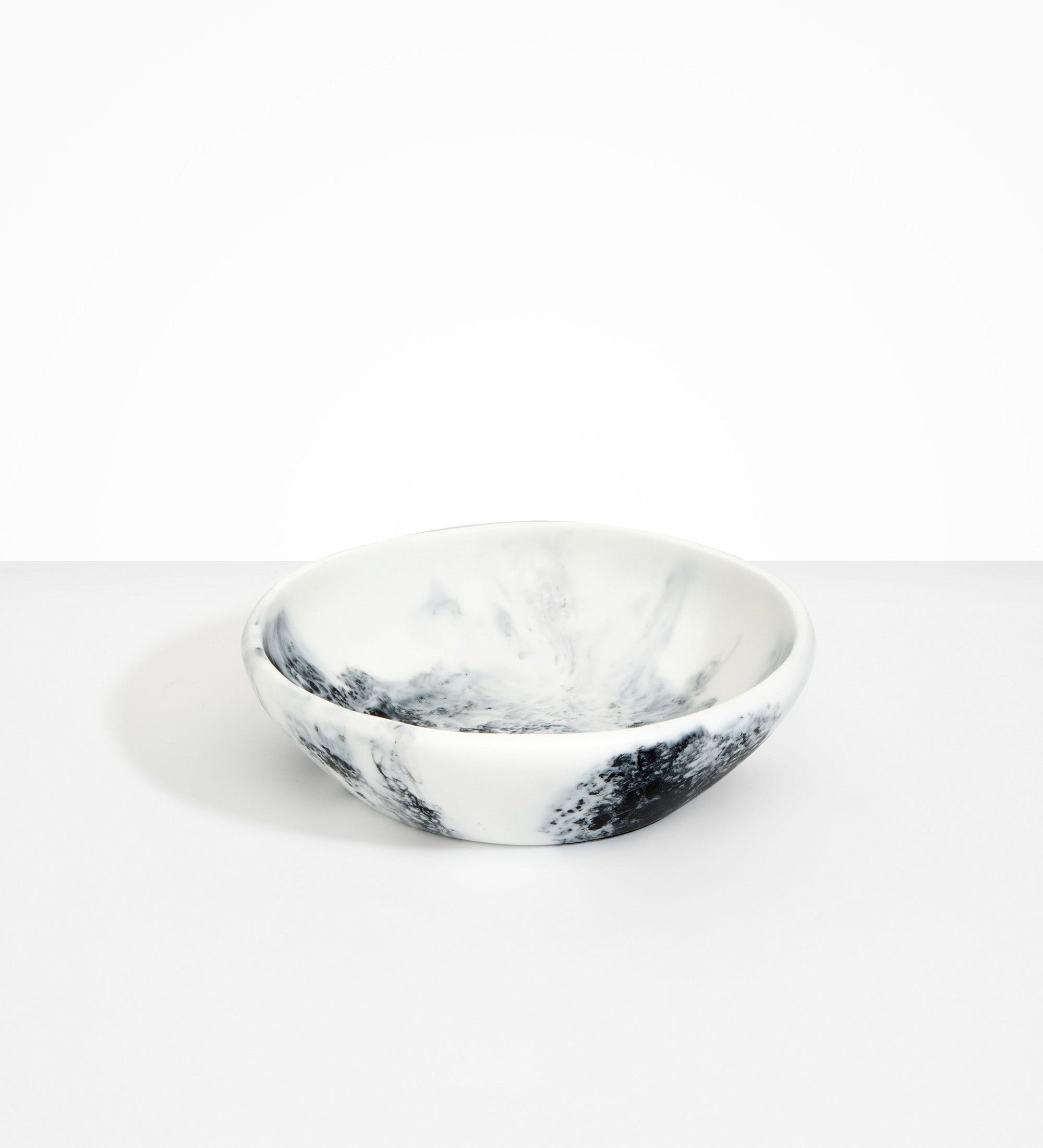 Dinosaur Designs Large Salad Bowl Bowls in White Marble Colour resin