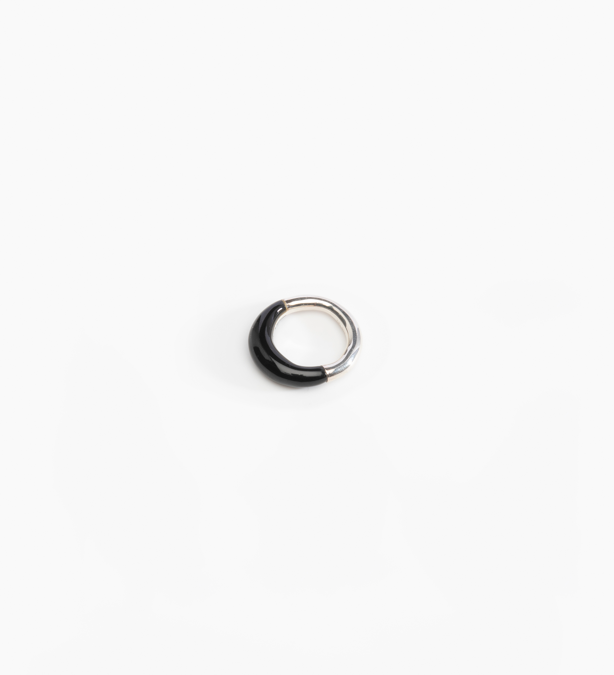 Dinosaur Designs Small Horn Ring Rings in Black color resin with 925 Sterling Silver Material